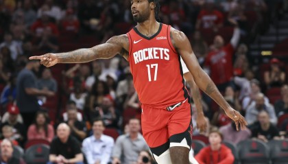 开云机构-杜兰特：伊森很关键他为我们开了个好头 我们从他身上汲取了能量