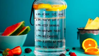 上港发文祝福球队与申花：一同展现上海应有的实力